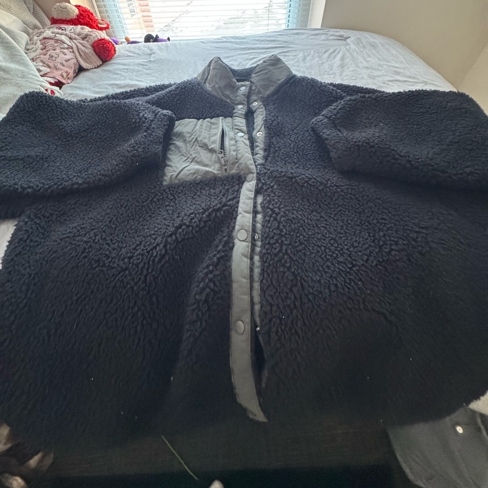 Pacsun fleece jacket